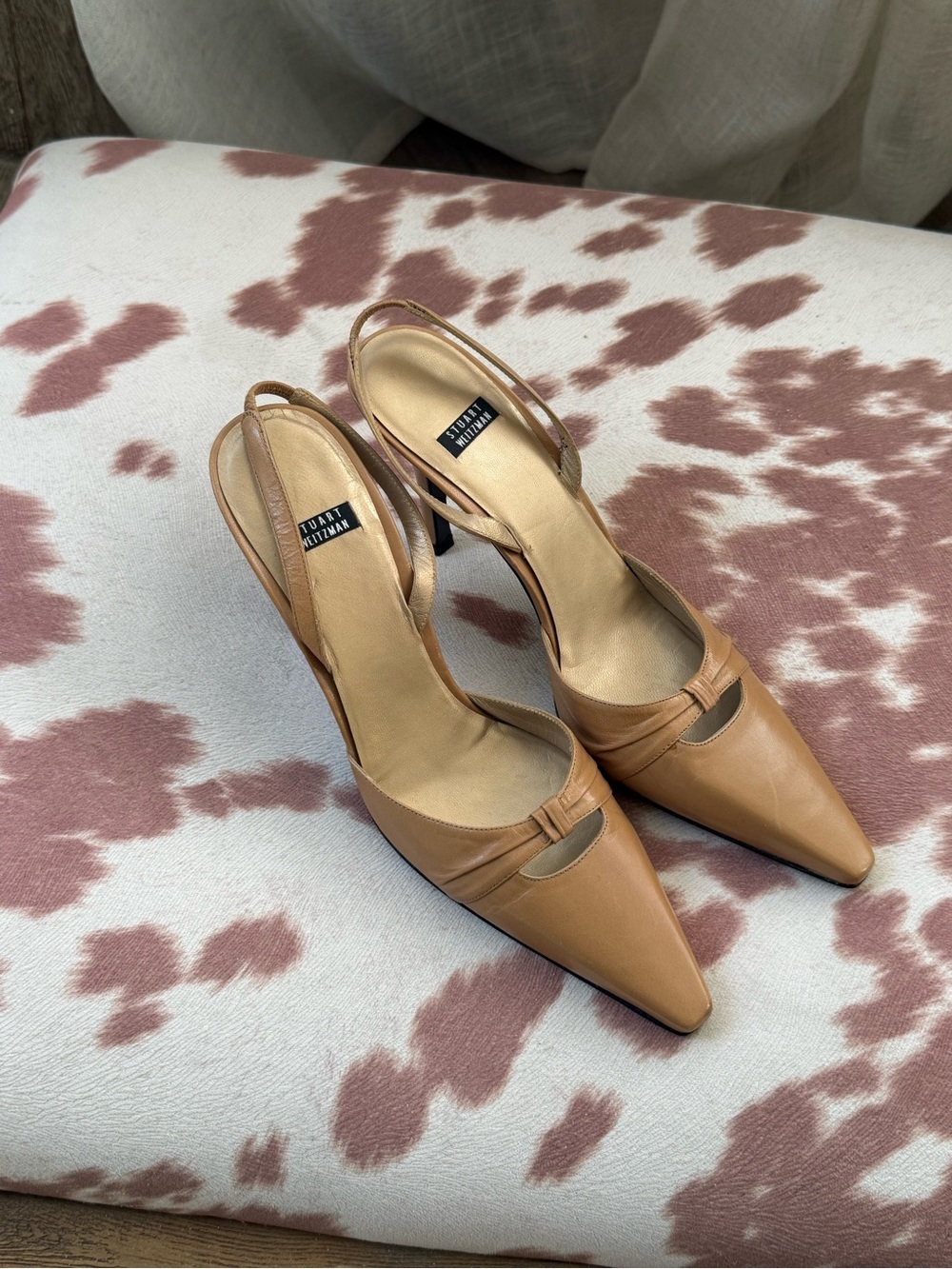 Vintage Designer Stuart Weitzman Tan Leather Slingback Pumps